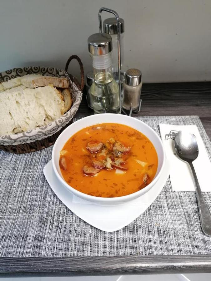 Palya Hotel Gheorgheni  Dış mekan fotoğraf